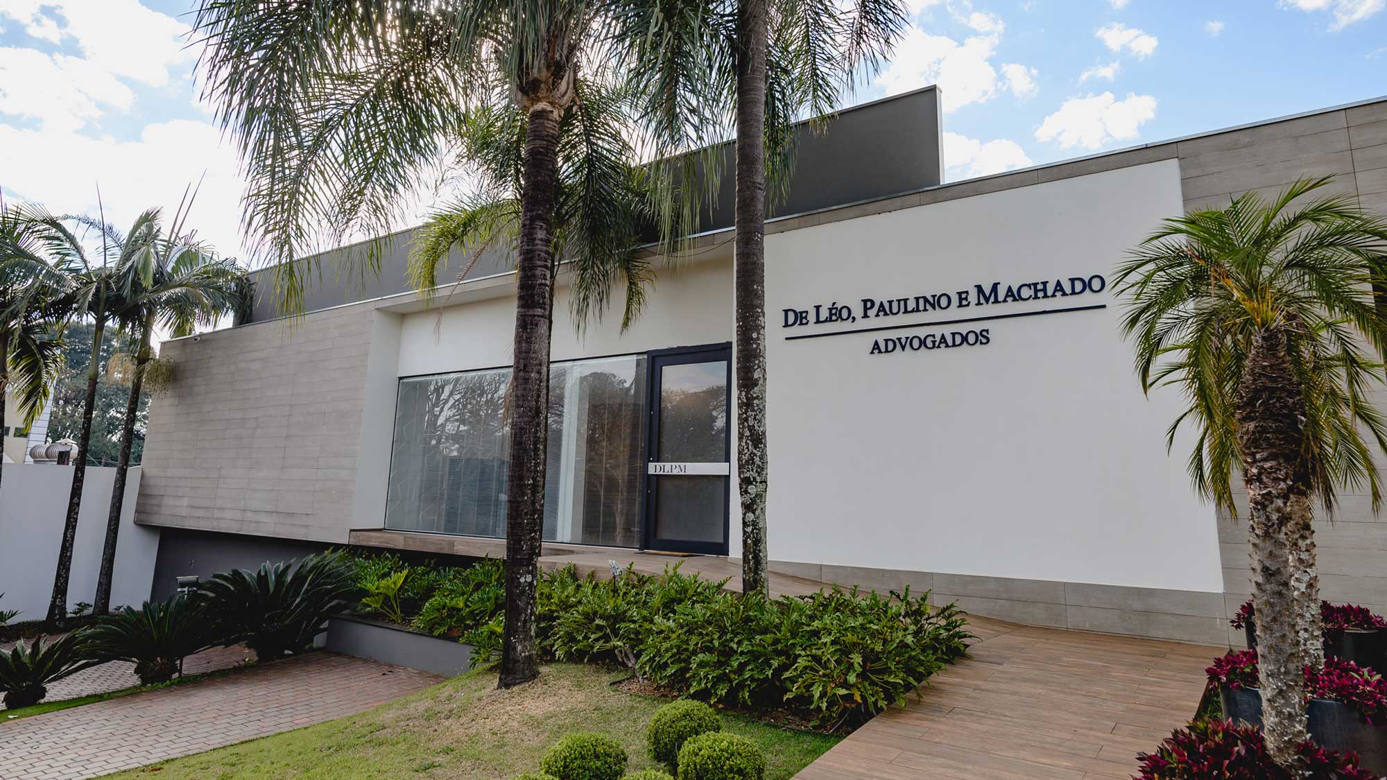 De Léo, Paulino e Machado Advogados Fachada